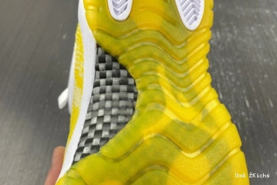 Low Air 678 “Yellow Snakeskin” 11 Jordan AH7860-107 EasyMatch 1001